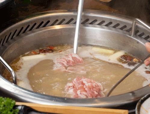 龙虾冷鲜肉小火锅